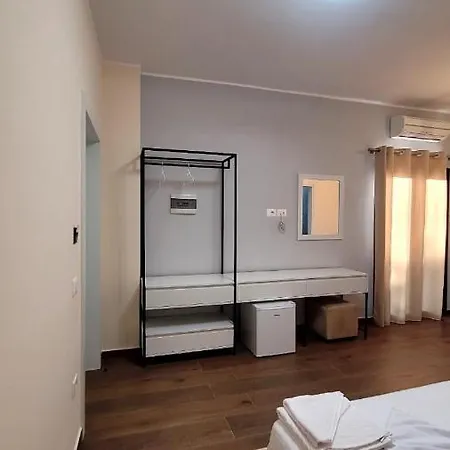 Sweet Otel Himarë
